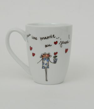 Tasse Pour une Mamie au coeur jeune