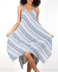 Robe a motif fleur bleue